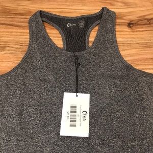 Zyia tank NWT